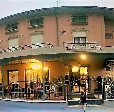 Hotel Biancospino Rimini Kültér fotó