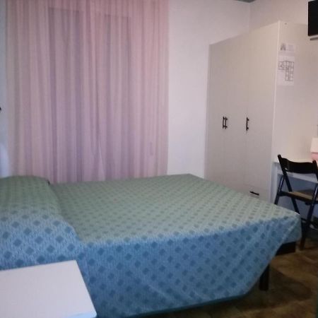 Hotel Biancospino Rimini Kültér fotó