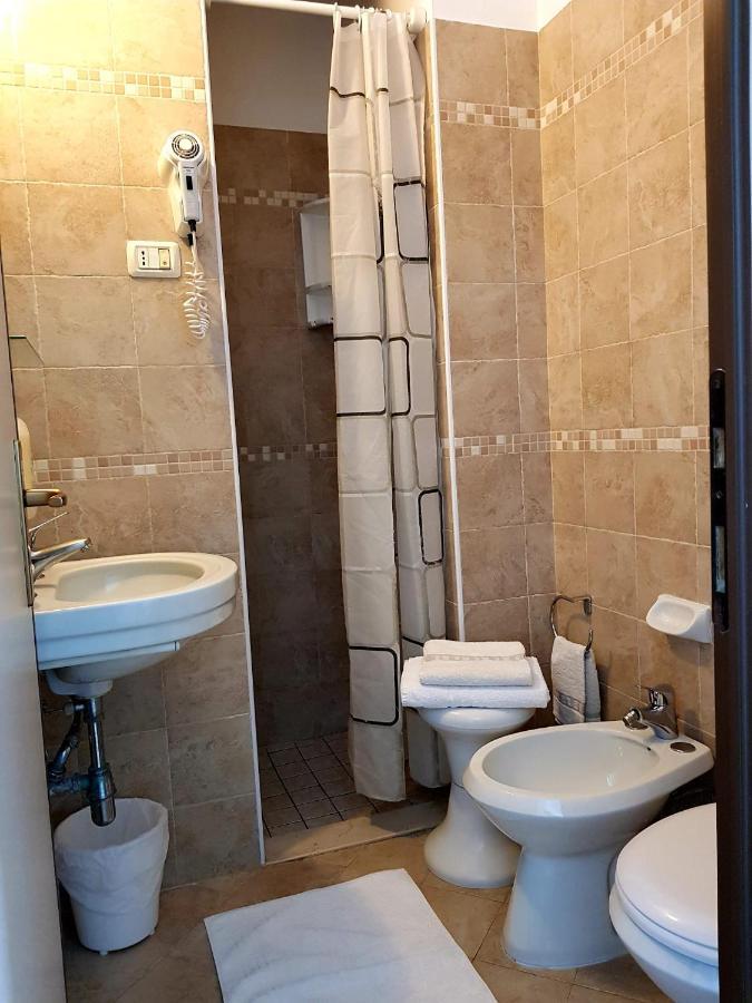 Hotel Biancospino Rimini Kültér fotó
